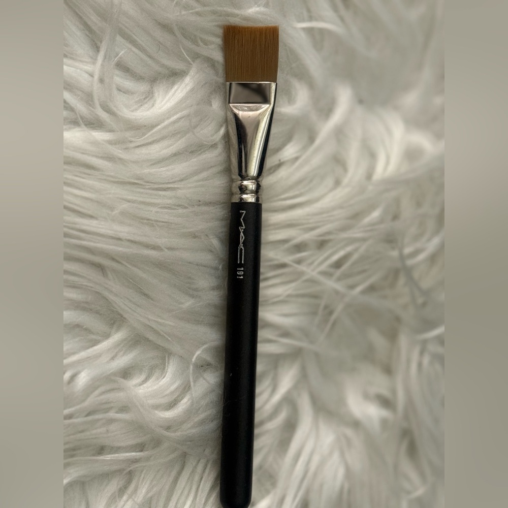 NEW-MAC 191 SQUARE FOUNDATION BRUSH